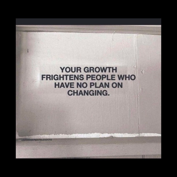 Meet your Posher, Bobbie - Picture 1 of 1